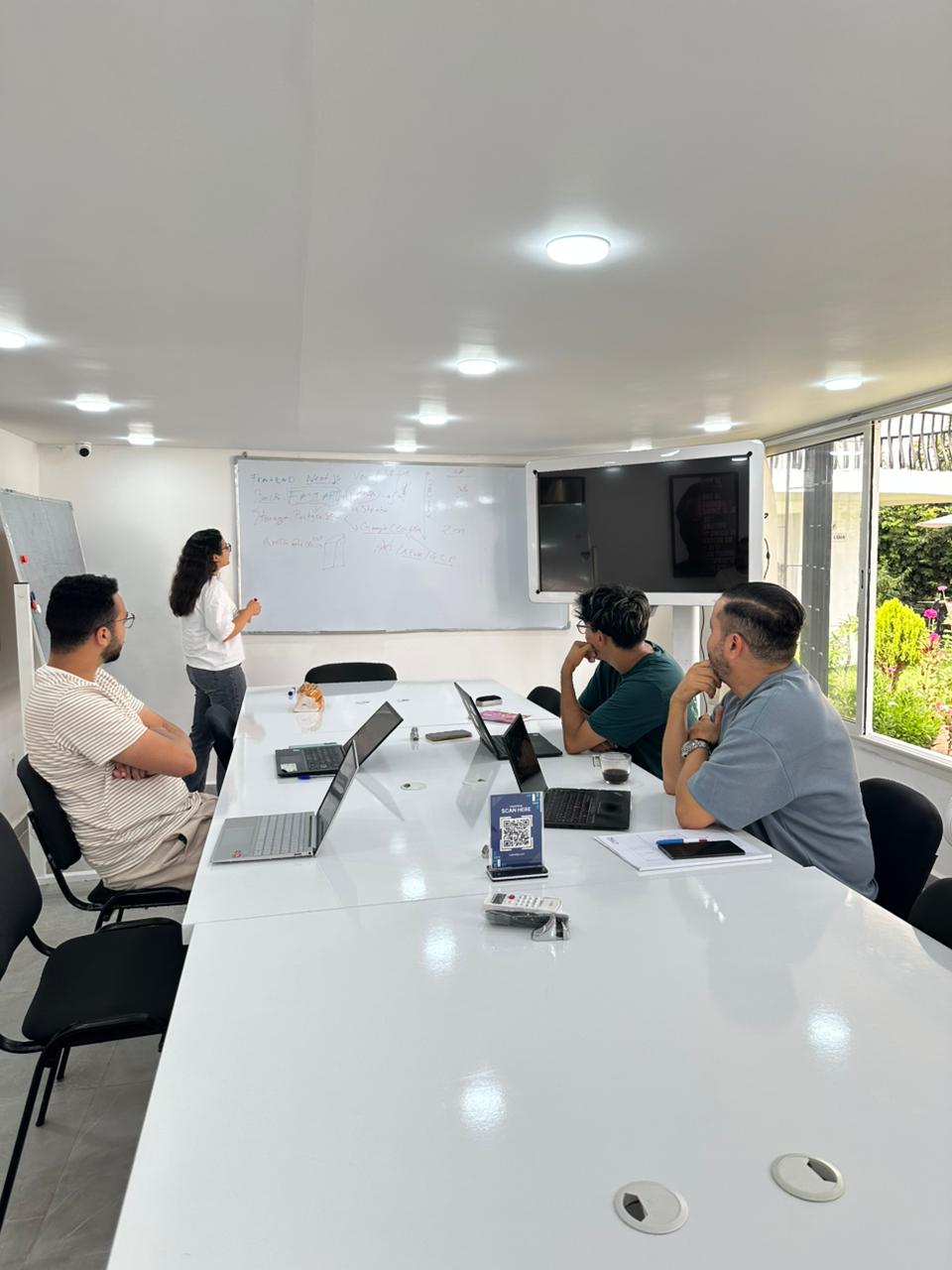 AI Hub : là où les opportunités professionnelles prennent vie